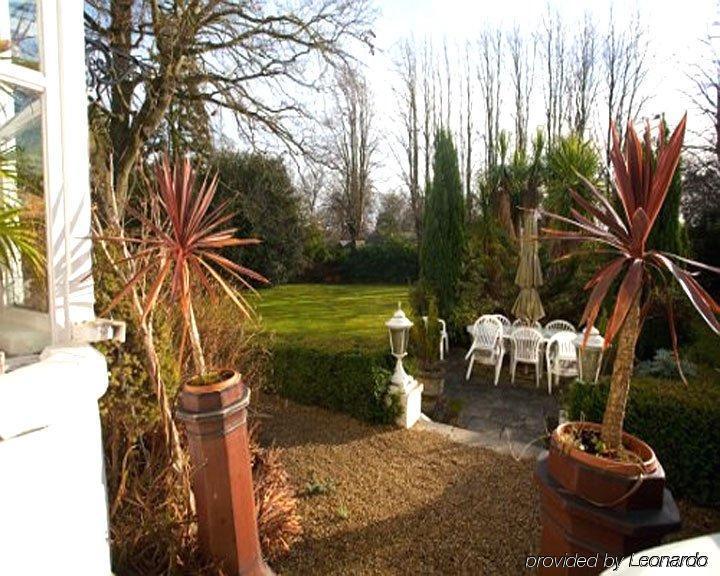 Fines Bayliwick Hotel Bracknell Eksteriør bilde