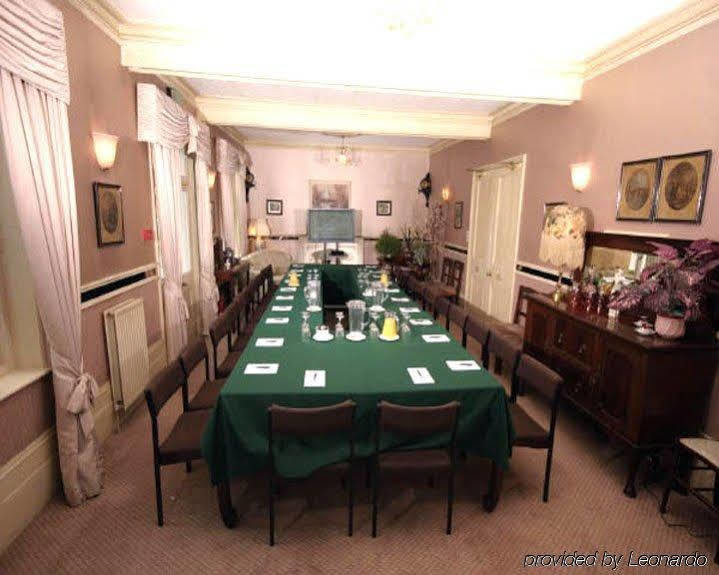 Fines Bayliwick Hotel Bracknell Eksteriør bilde