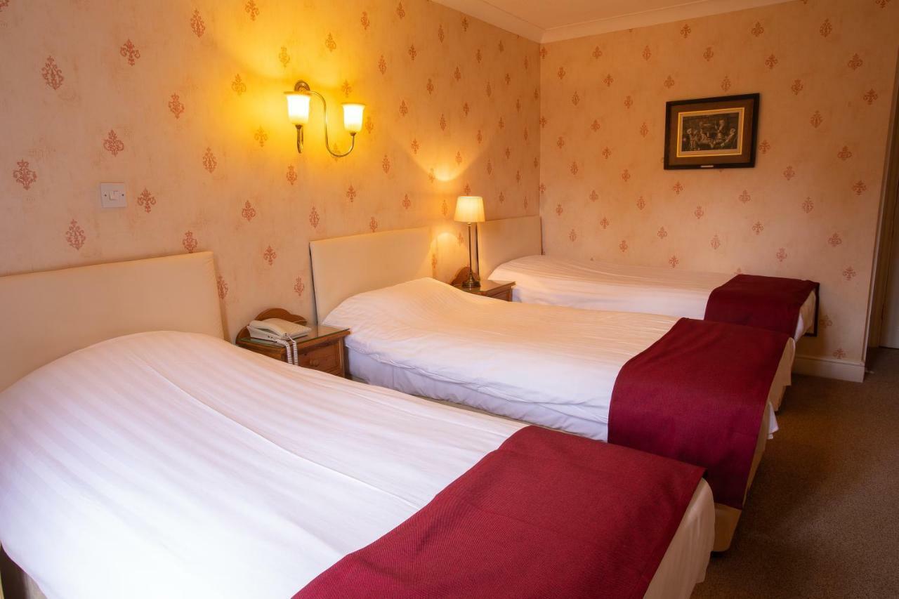 Fines Bayliwick Hotel Bracknell Eksteriør bilde
